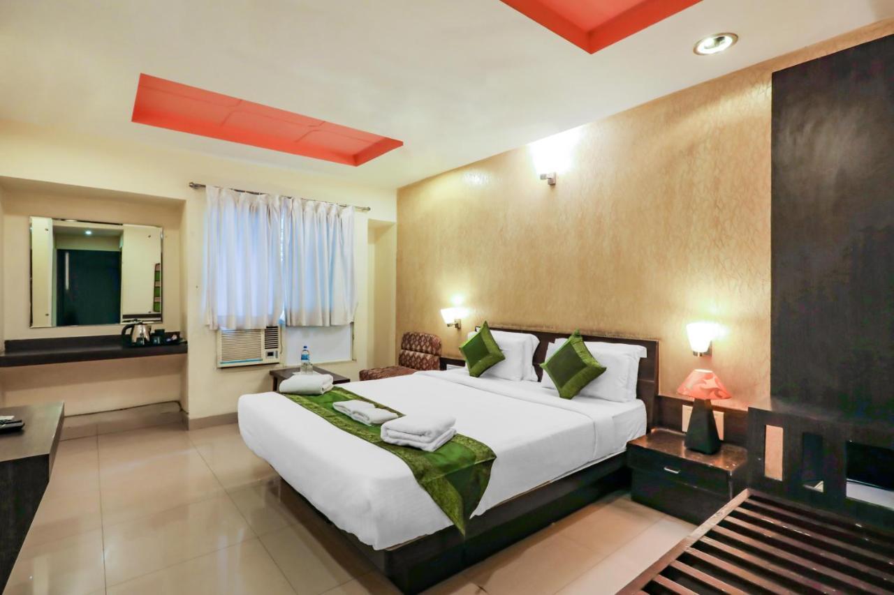 Treebo Trend Paradise, Indore Hotell Exteriör bild