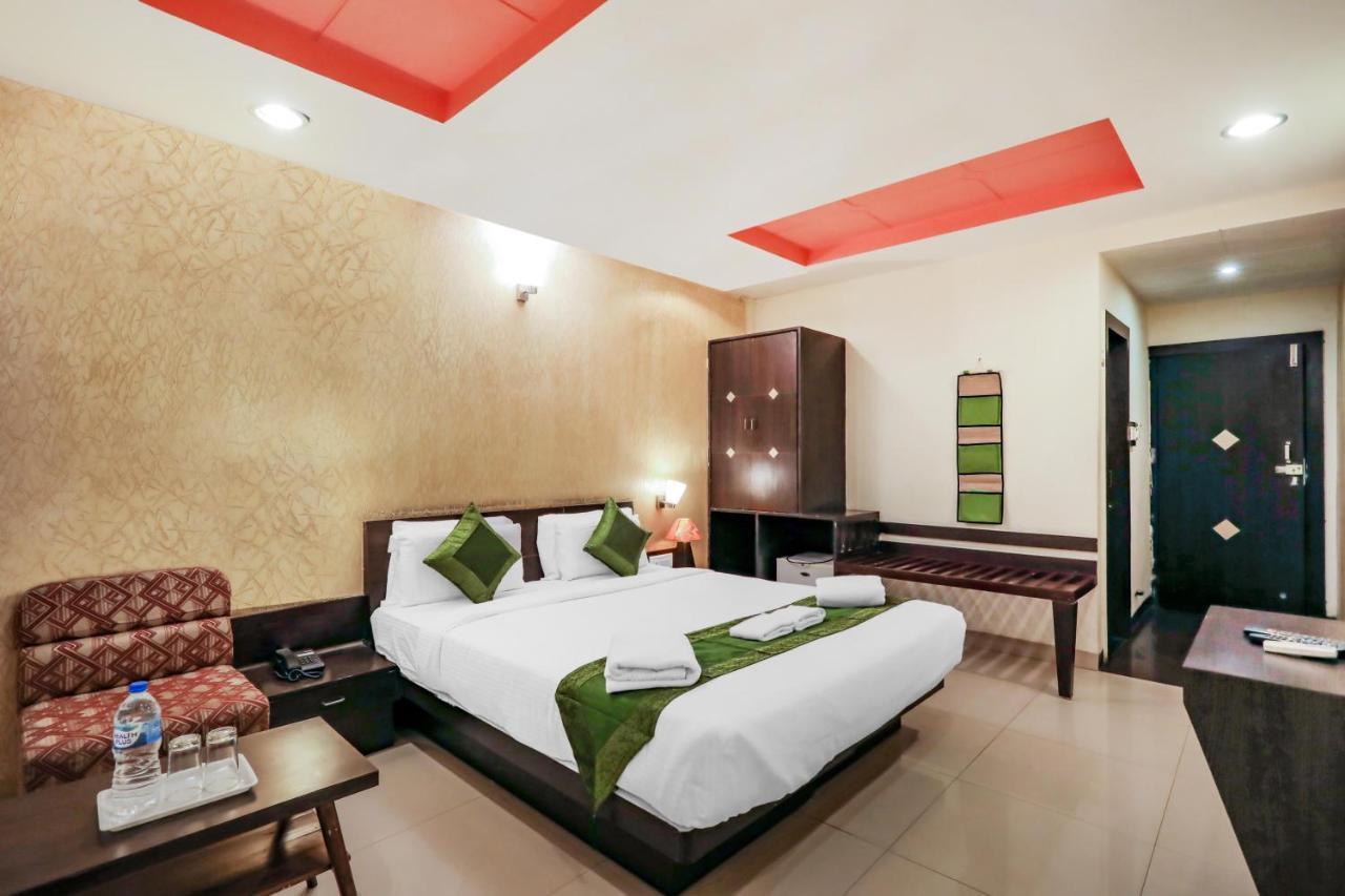 Treebo Trend Paradise, Indore Hotell Exteriör bild