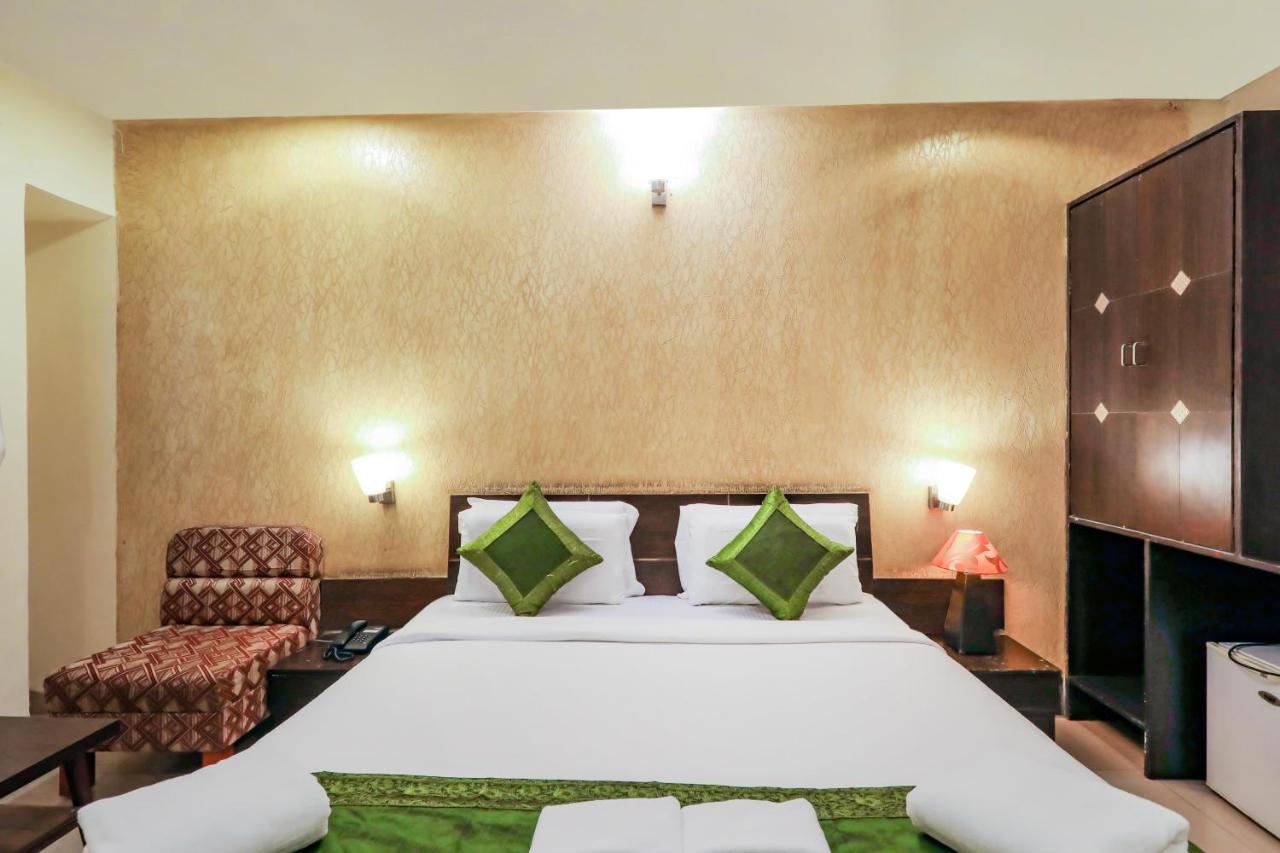 Treebo Trend Paradise, Indore Hotell Exteriör bild