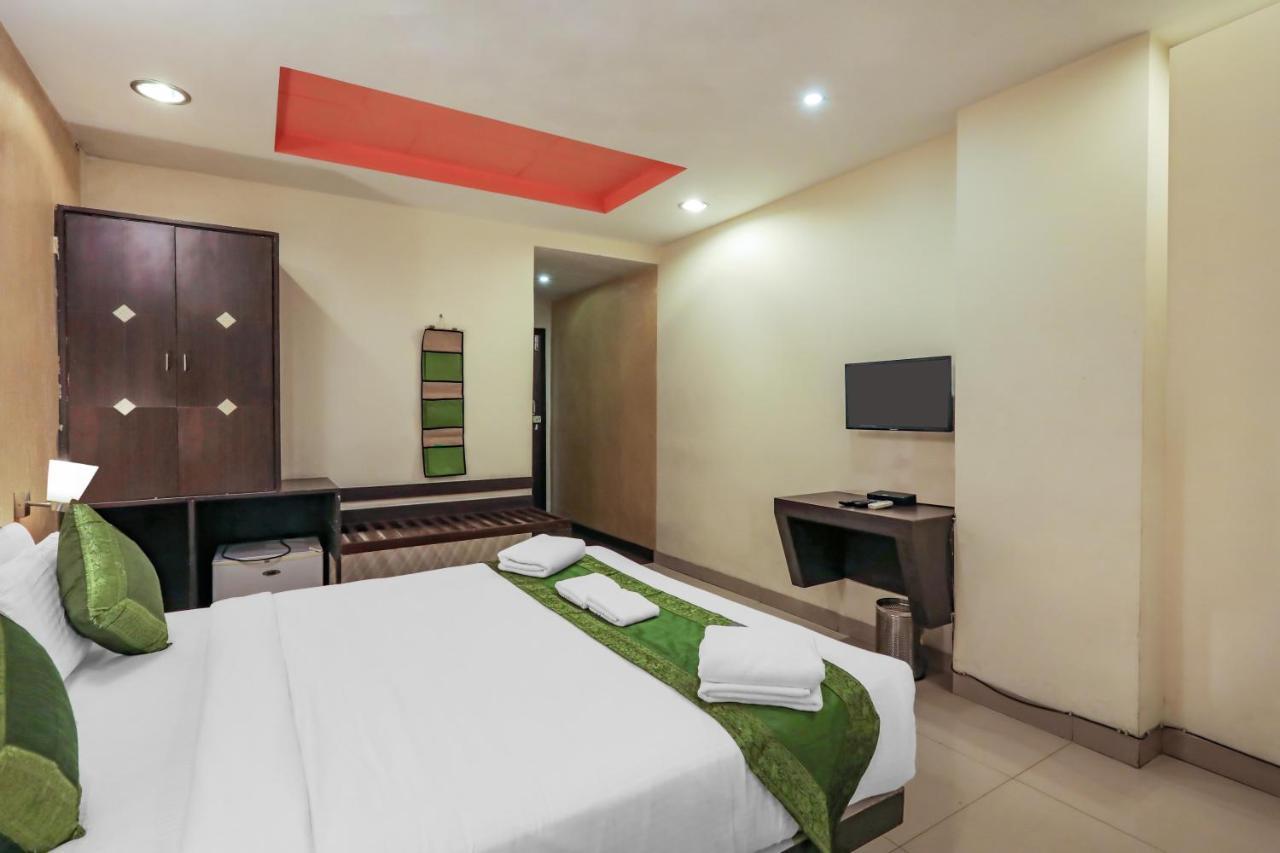 Treebo Trend Paradise, Indore Hotell Exteriör bild