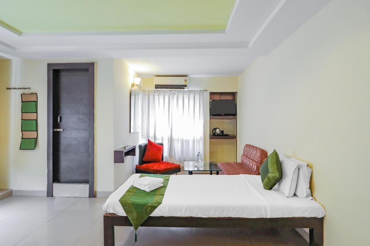 Treebo Trend Paradise, Indore Hotell Exteriör bild