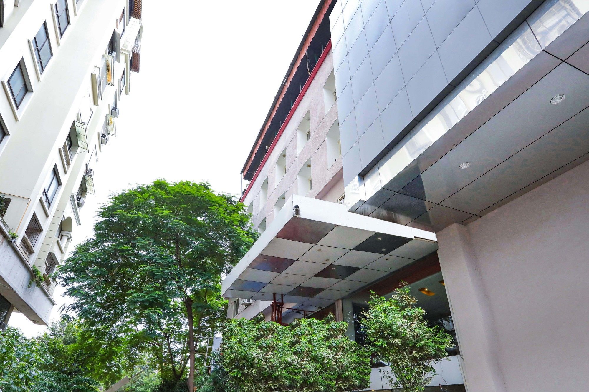 Treebo Trend Paradise, Indore Hotell Exteriör bild